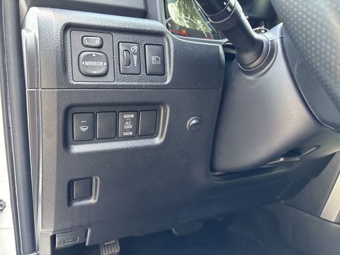 Used 2020 Toyota 4Runner SR5 Premium image 10