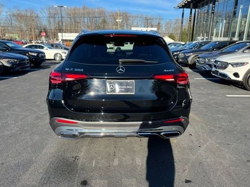 Used 2026 Mercedes-Benz GLC 300 4MATIC image 4
