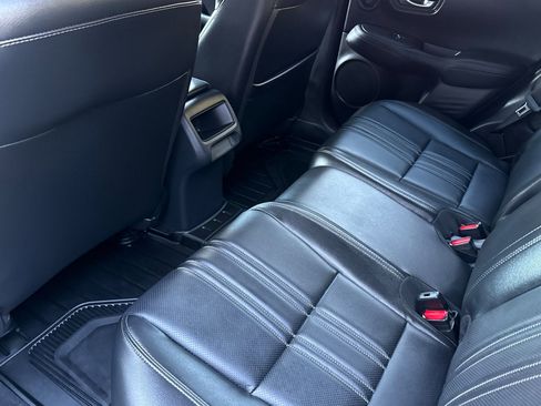 Certified 2026 Honda HR-V EX-L image 8