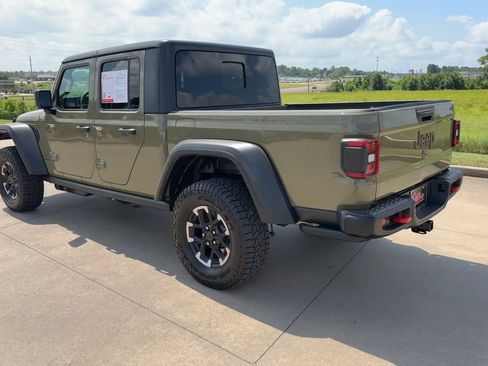 Used 2026 Jeep Gladiator Rubicon AWD/4WD image 7