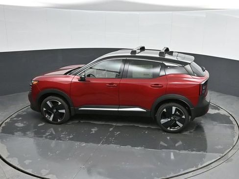 Used 2025 Nissan Kicks SR FWD image 46