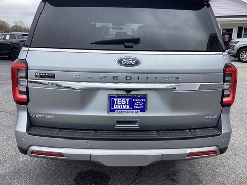 Used 2024 Ford Expedition Max Limited image 4