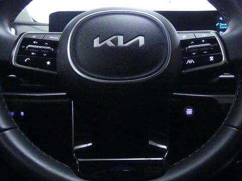 Used 2025 Kia Sorento EX FWD image 18