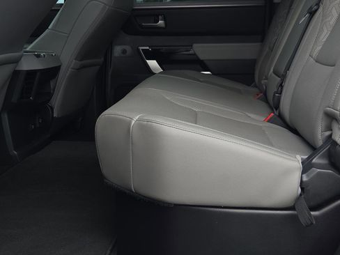 Used 2022 Toyota Tundra Limited w/ Power Package image 22