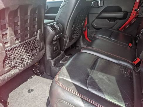 Used 2018 Jeep Wrangler Unlimited Rubicon AWD/4WD image 26