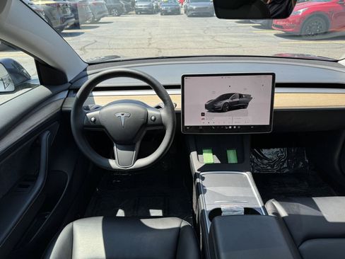 Used 2023 Tesla Model 3 Standard Range RWD image 38