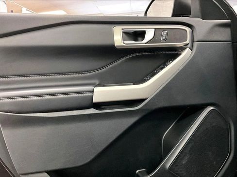 Certified 2023 Ford Explorer XLT w/ Equipment Group 202A image 22