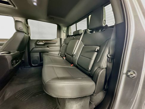 Used 2024 Chevrolet Silverado 1500 LT Trail Boss w/ Convenience Package II AWD/4WD image 26