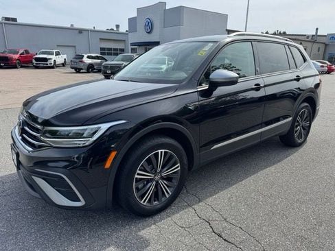 Certified 2024 Volkswagen Tiguan Wolfsburg Edition AWD/4WD image 1