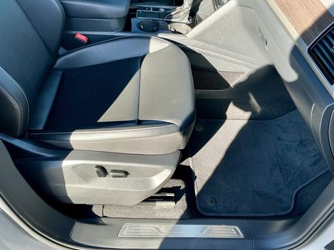 Used 2019 Volkswagen Atlas SEL image 23