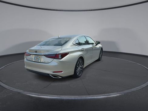 Used 2025 Lexus ES 350 w/ Premium Package FWD image 8