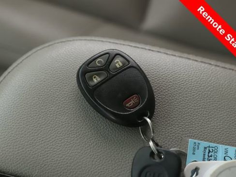 Used 2012 Chevrolet Avalanche LTZ AWD/4WD image 3
