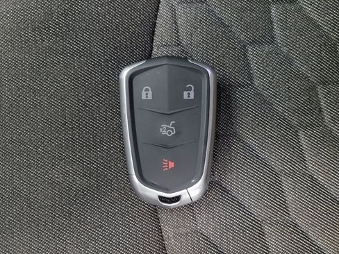 Used 2020 Chevrolet Equinox LT image 32