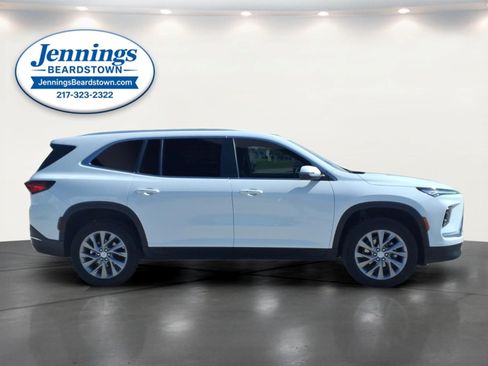 Used 2025 Buick Enclave Preferred FWD image 4