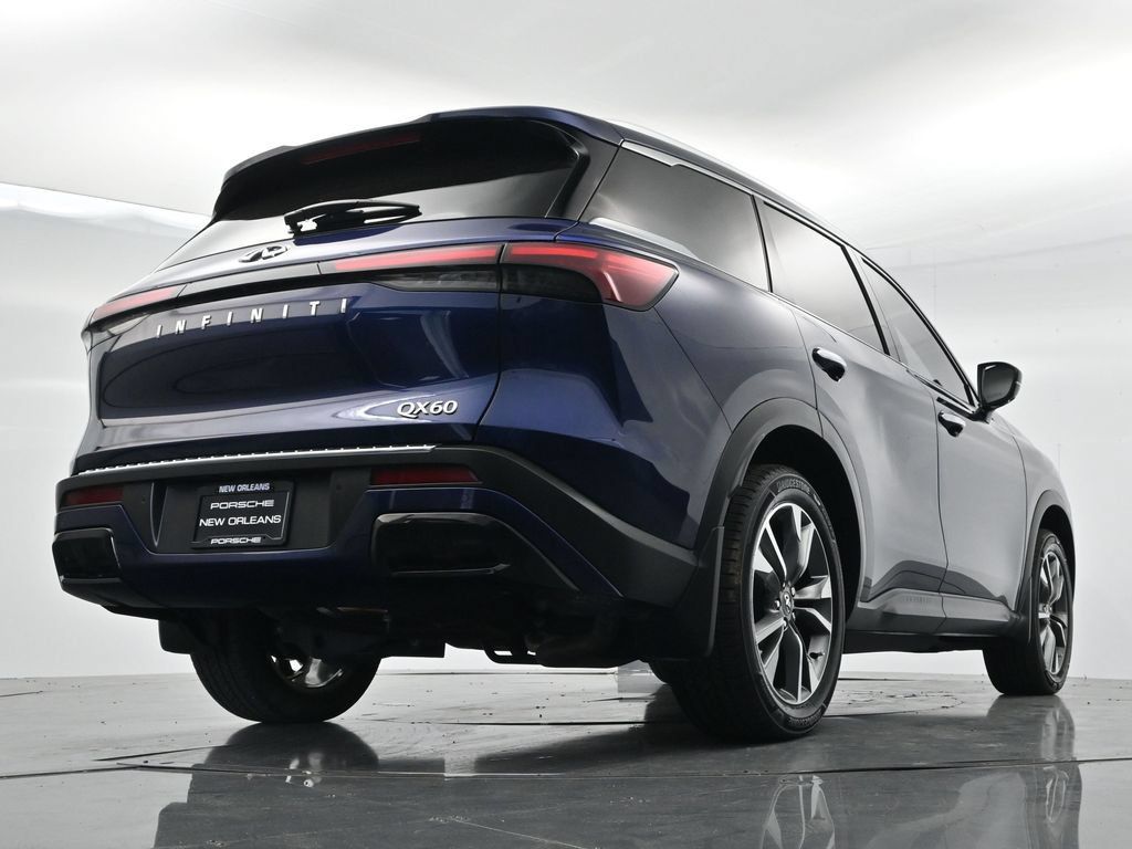 Used 2023 INFINITI QX60 Luxe w/ Performance Audio Package FWD image 24