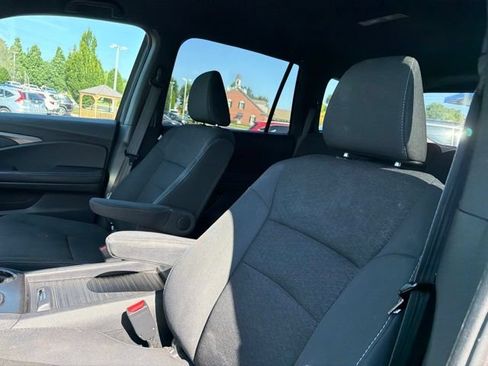 Used 2019 Honda Passport Sport image 13
