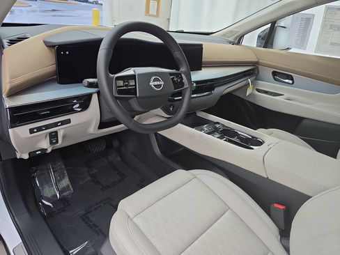 New 2026 Nissan Murano Platinum w/ Cargo Package AWD/4WD image 16