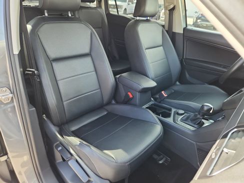 Used 2020 Volkswagen Tiguan SEL image 14