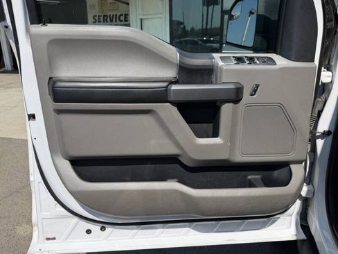 Used 2018 Ford F150 XLT w/ Equipment Group 301A Mid AWD/4WD image 10