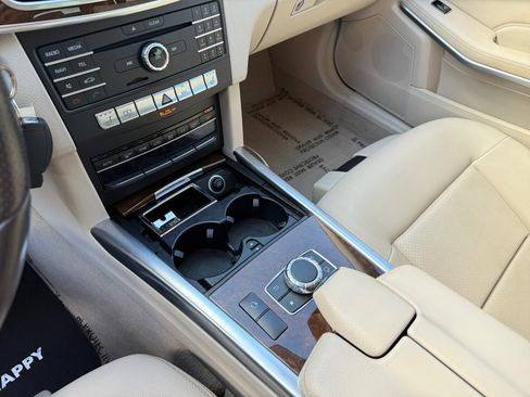 Used 2016 Mercedes-Benz E 350 Sedan image 13