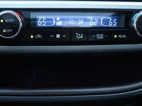 Used 2016 Toyota Highlander Limited Platinum AWD/4WD image 49