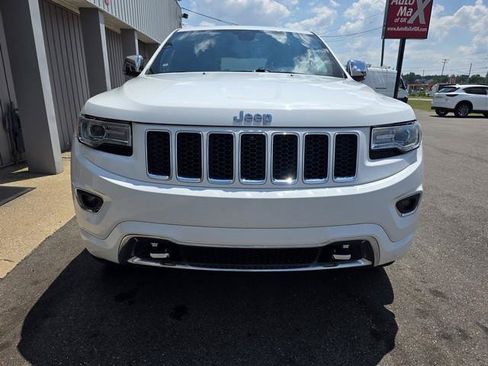 Used 2016 Jeep Grand Cherokee Overland AWD/4WD image 3