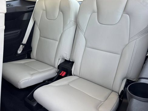 Used 2023 Volvo XC90 T8 Ultimate w/ Protection Package Premier AWD/4WD image 16
