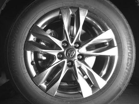 New 2026 Toyota Sienna XLE FWD image 9
