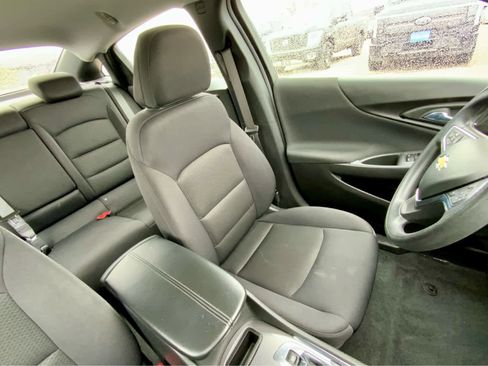 Used 2024 Chevrolet Malibu LT image 27