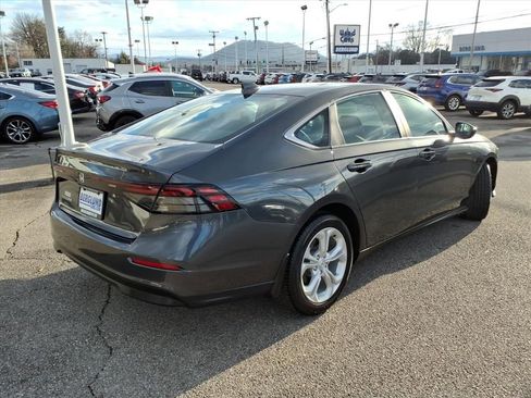 Used 2024 Honda Accord LX image 4