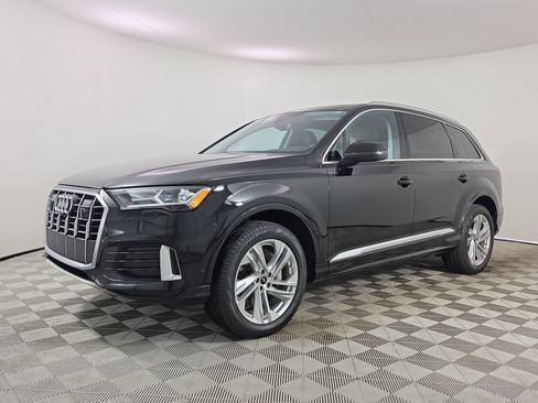 Used 2023 Audi Q7 2.0T Premium Plus w/ Convenience Package AWD/4WD image 3