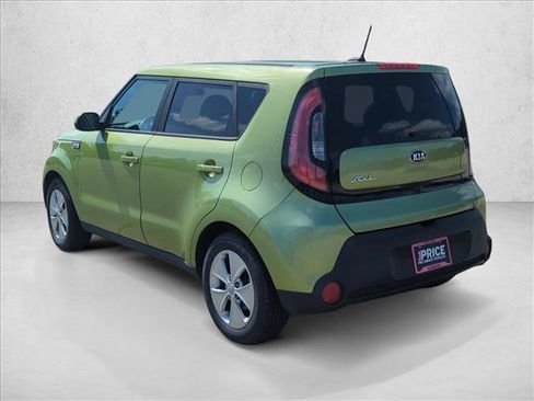 Used 2016 Kia Soul w/ Convenience Package FWD image 3