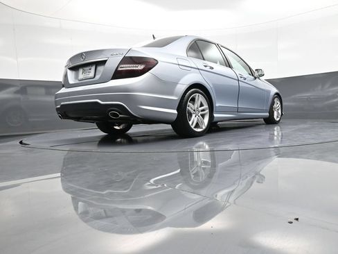 Used 2013 Mercedes-Benz C 300 4MATIC Sedan image 31