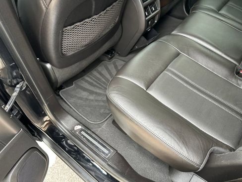 Used 2015 Cadillac SRX Luxury w/ Driver Awareness Package AWD/4WD image 32