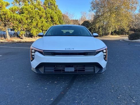New 2025 Kia K4 LXS image 8