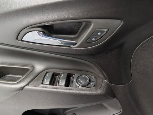 Certified 2024 Chevrolet Equinox LT image 14