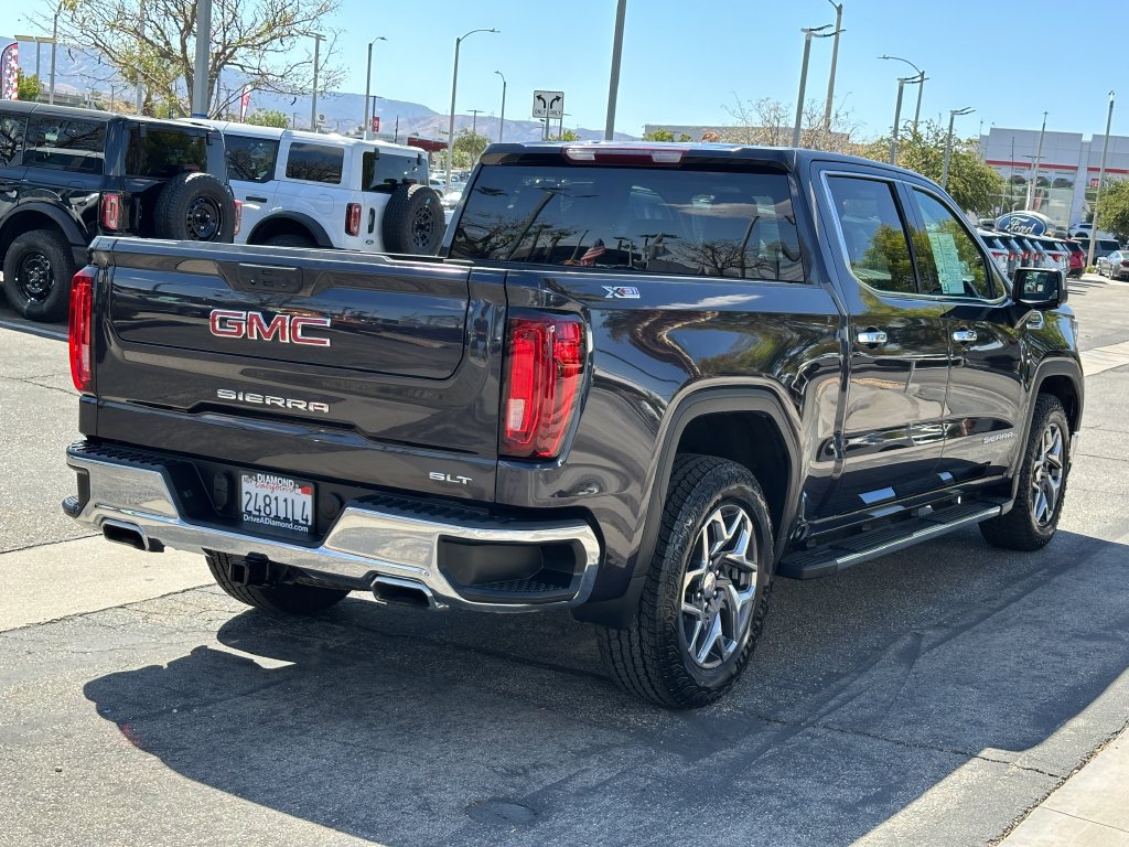 Used 2023 GMC Sierra 1500 SLT w/ SLT Premium Package AWD/4WD image 7