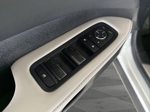 Certified 2025 Lexus RX 350 Premium w/ Convenience Package FWD image 9