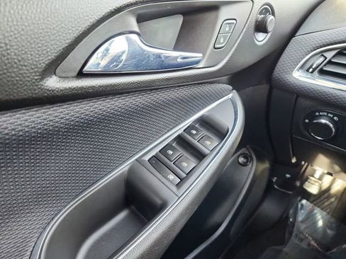 Used 2017 Chevrolet Cruze LS image 35