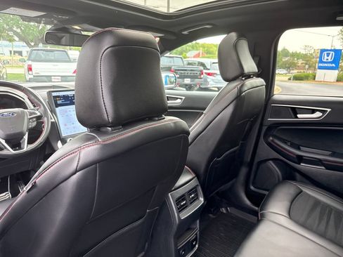 Used 2024 Ford Edge ST-Line AWD/4WD image 21
