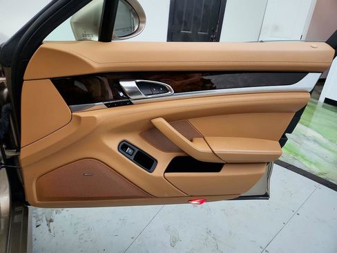 Used 2016 Porsche Panamera Edition w/ Premium Package Plus image 29