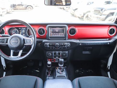 Used 2021 Jeep Wrangler Unlimited Rubicon w/ Steel Bumper Group AWD/4WD image 18