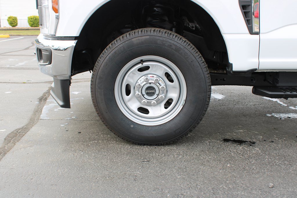 Used 2024 Ford F250 XL w/ XL Chrome Package AWD/4WD image 32