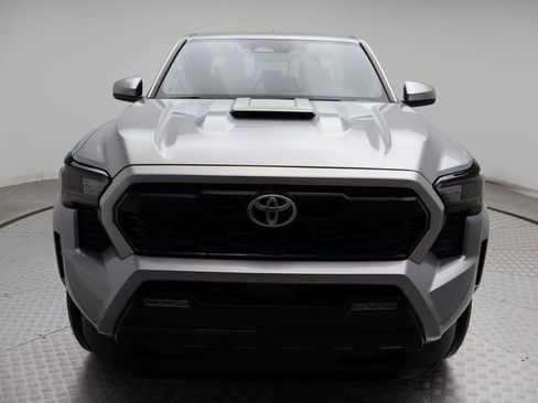 Used 2024 Toyota Tacoma TRD Sport image 5