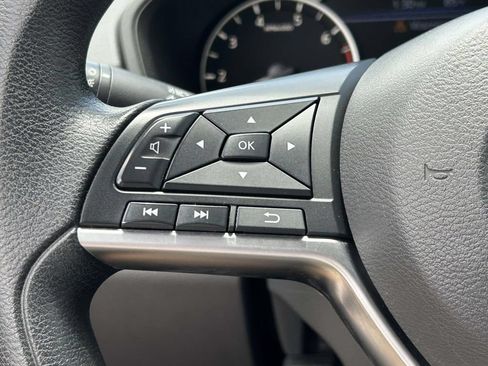 Used 2023 Nissan Altima 2.5 SV FWD image 21