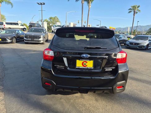 Used 2017 Subaru Crosstrek 2.0i Limited image 6