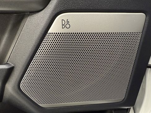 Used 2023 Ford F250 Lariat w/ FX4 Off-Road Package image 17