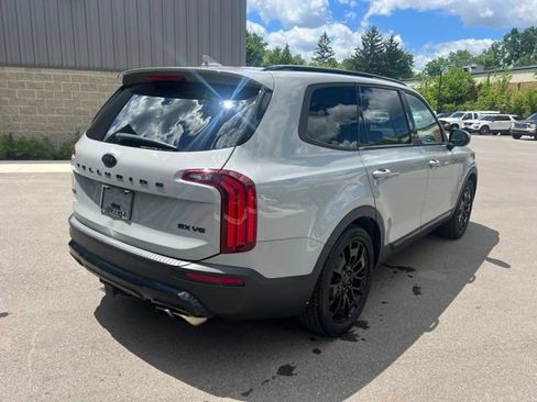 Used 2021 Kia Telluride EX w/ EX Premium Package AWD/4WD image 5