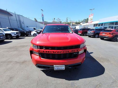 Used 2022 Chevrolet Silverado 1500 Custom RWD image 3