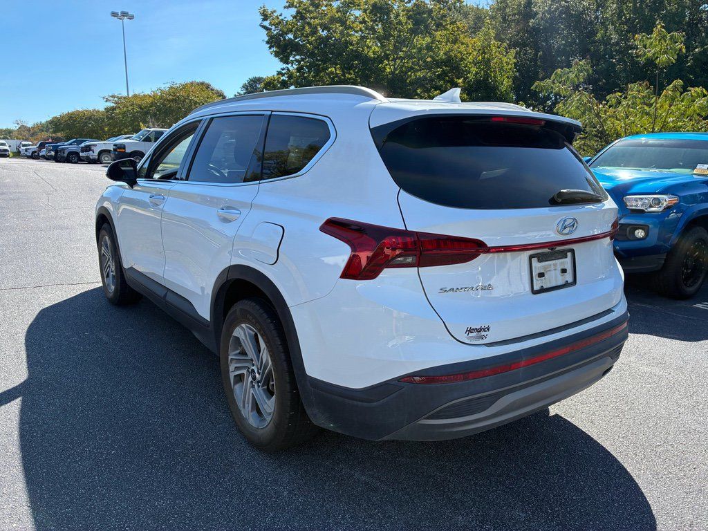 Used 2023 Hyundai Santa Fe SEL FWD image 4